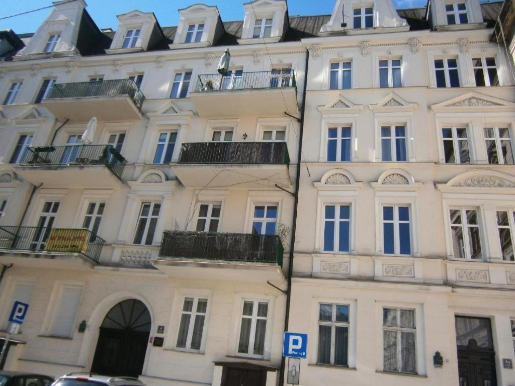 Art Apartments Познан Екстериор снимка