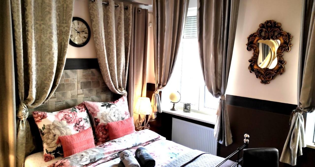 Art Apartments Познан Екстериор снимка